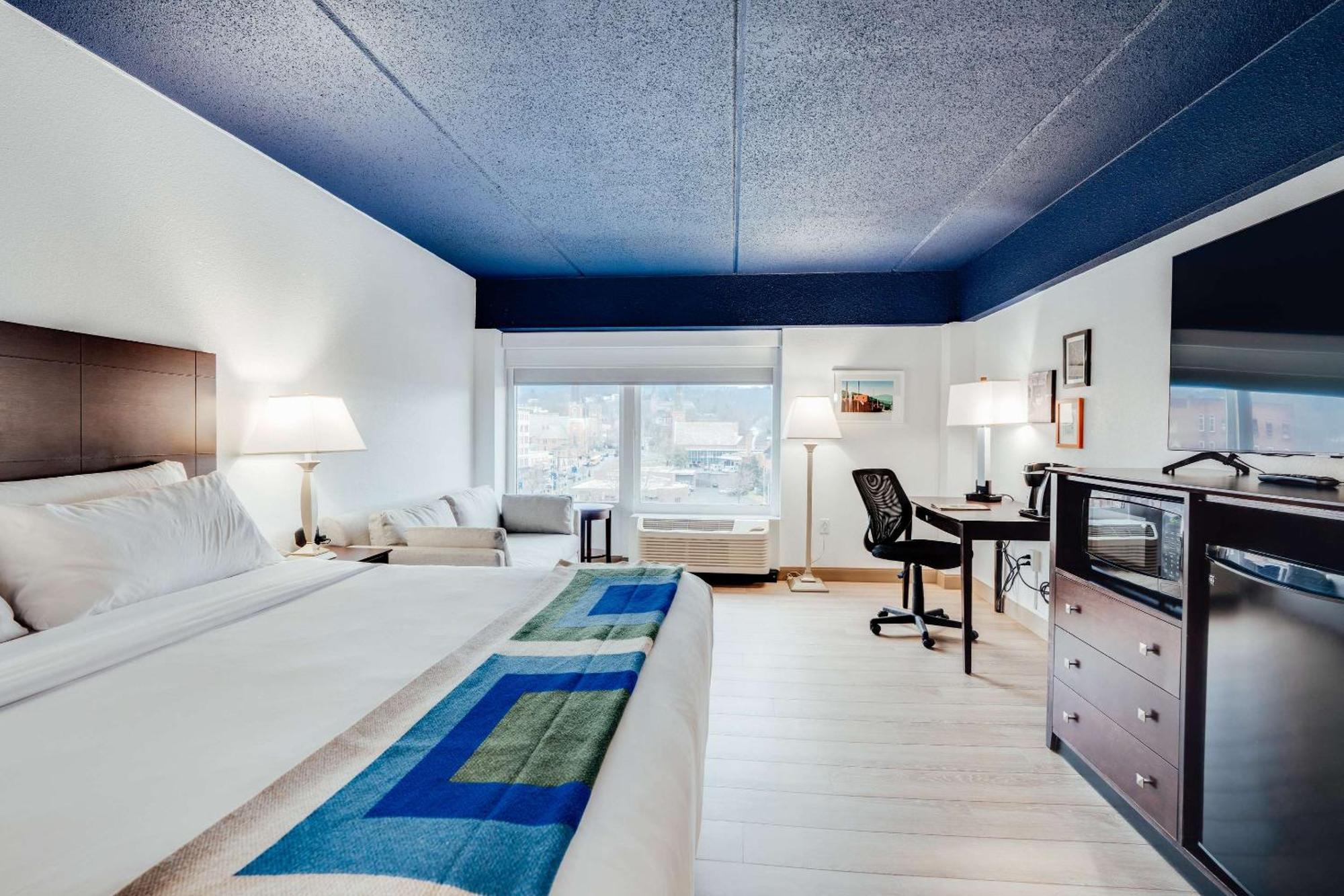 Hotel Downstreet, Ascend Hotel Collection North Adams Εξωτερικό φωτογραφία